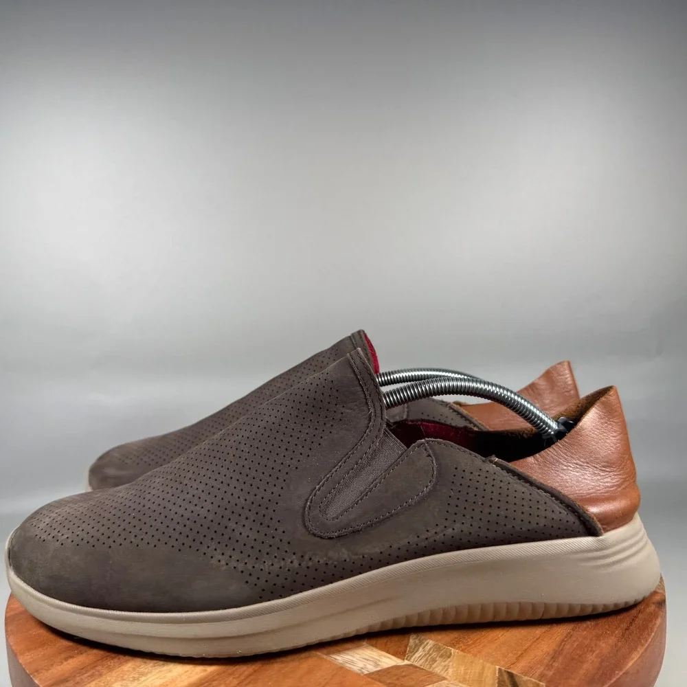 Johnston & Murphy Mens 12M Brown Perforated Nubuck Slip On Loafers 25-6660